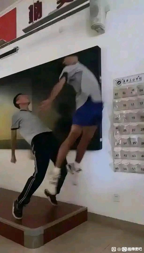 【神器社测评】LOVE FACTOR夜魅女王臀模——圆润的不行的大屁股，腔内黏膜大长条肉脊的真实伺候