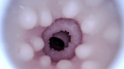 【神器社测评】GXP甜品侍应生——硅胶大杯，底部仿真空腔热情亲吻